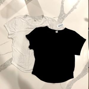 Bundle! x2 Old Navy Ultra Lite Cropped Rib Knit Tee Medium White+Navy one is NWT